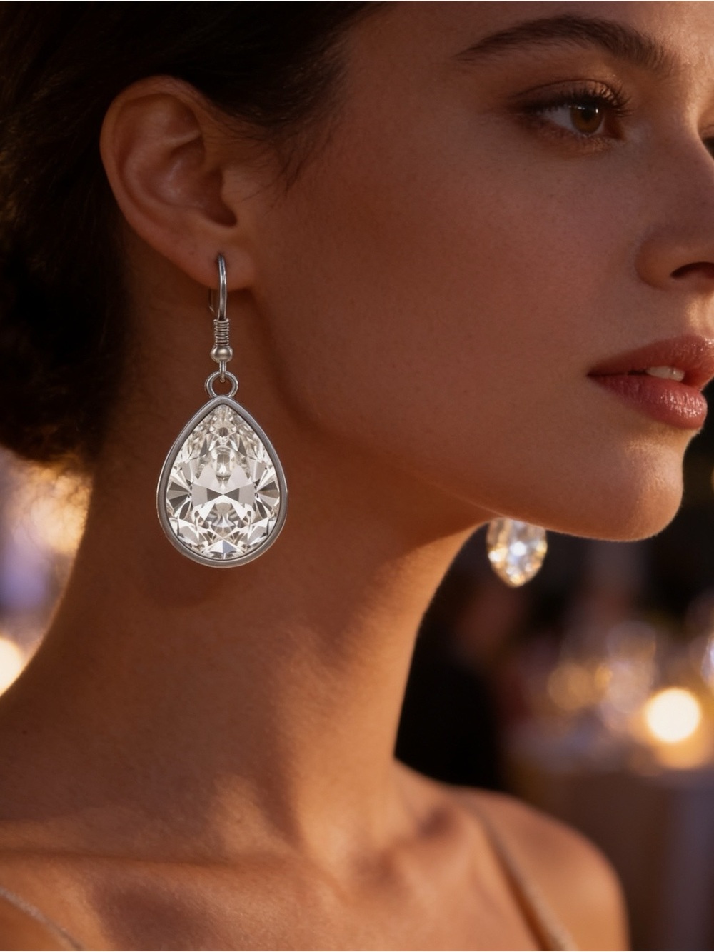 Elegant Teardrop Crystal Drop Earrings - Silver Clear